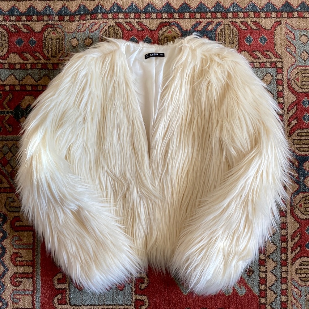 NWOT Faux Fur Coat